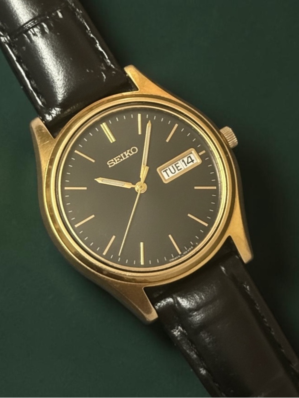Vintage Seiko 7N43-919M Quartz Day Date Gold Tone Black Dial Men’s Watch